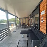 Campsite Mobile L&l *