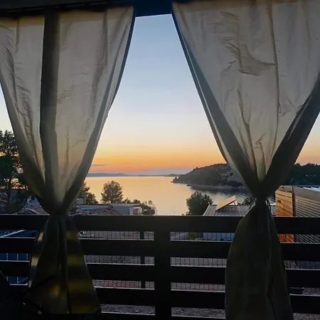 مكان تخييم Mobile L&l *